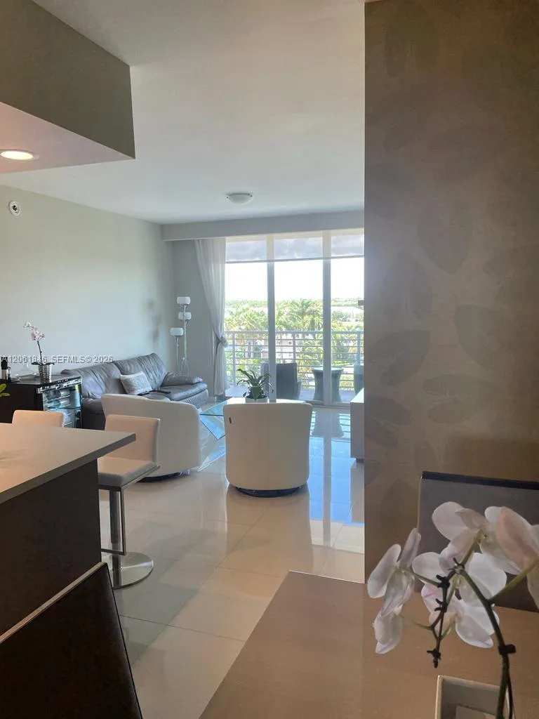 7661 NW 107th Ave # 608, Doral, FL 33178 photo 3