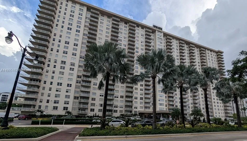 250 174th St # 317, Sunny Isles Beach, FL 33160