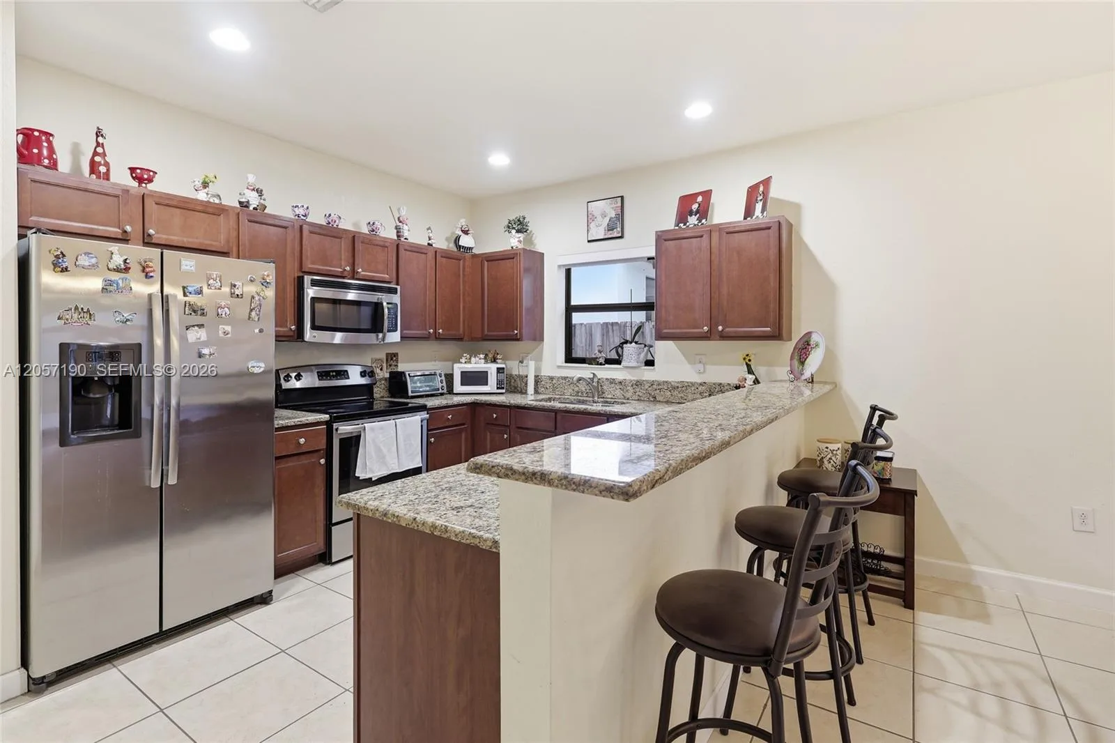 15585 SW 176th Ter, Miami, FL 33187 photo 12