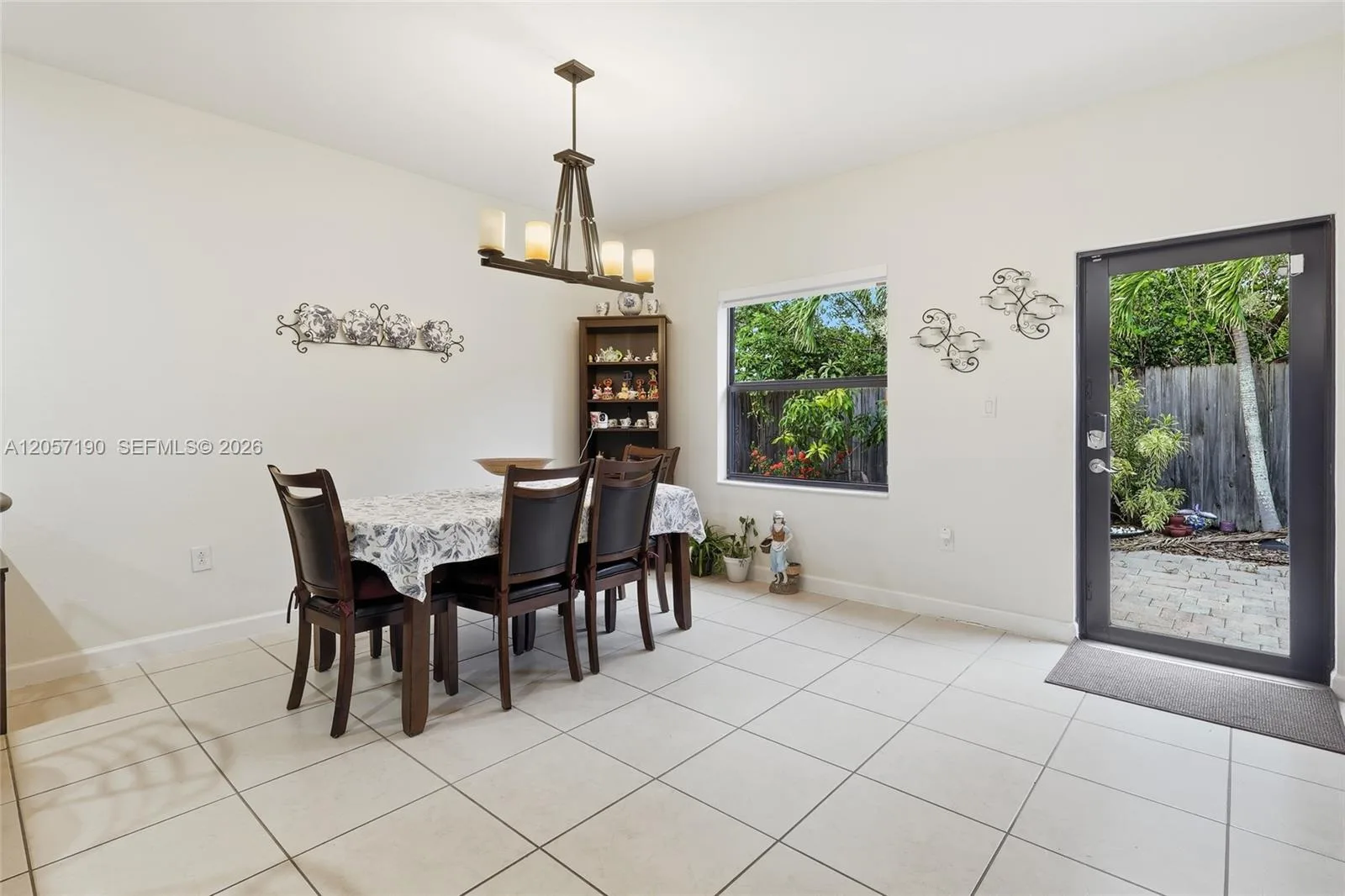 15585 SW 176th Ter, Miami, FL 33187 photo 13