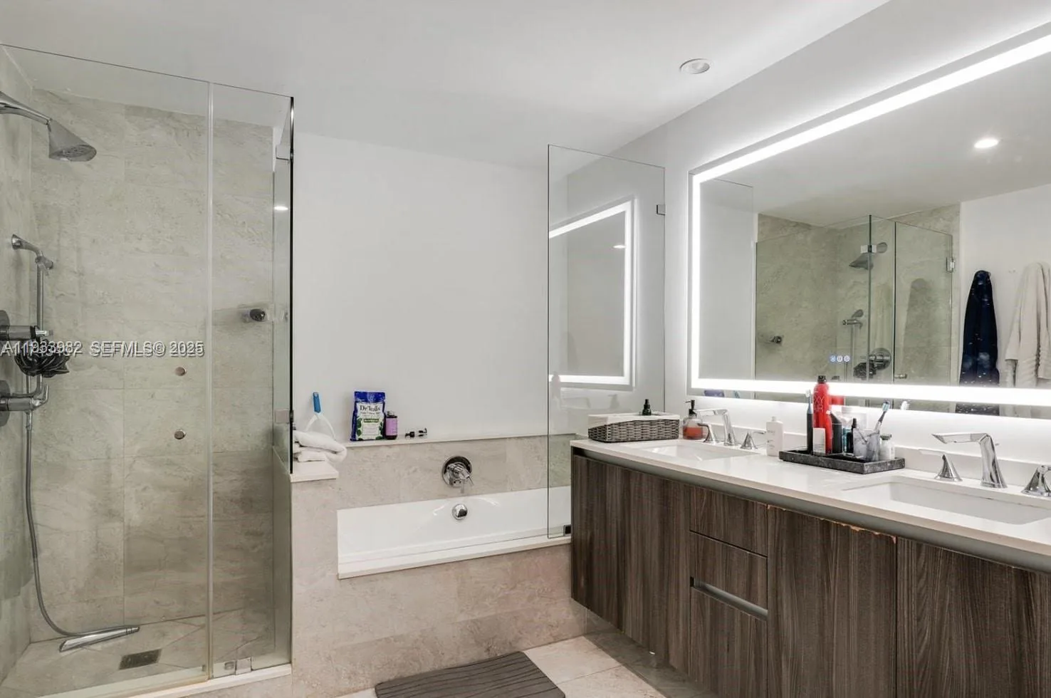 488 NE 18th St # 2800, Miami, FL 33132 photo 12