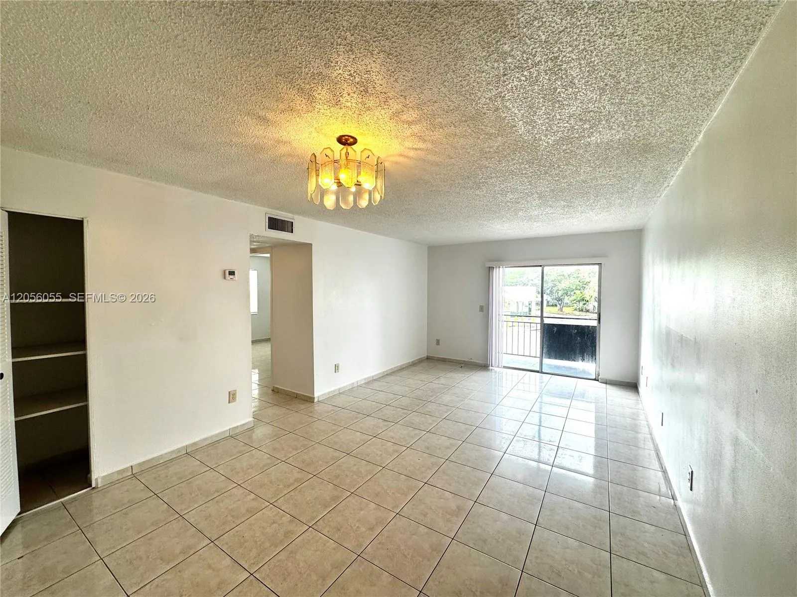 888 NE 132nd St # 207, North Miami, FL 33161 photo 2