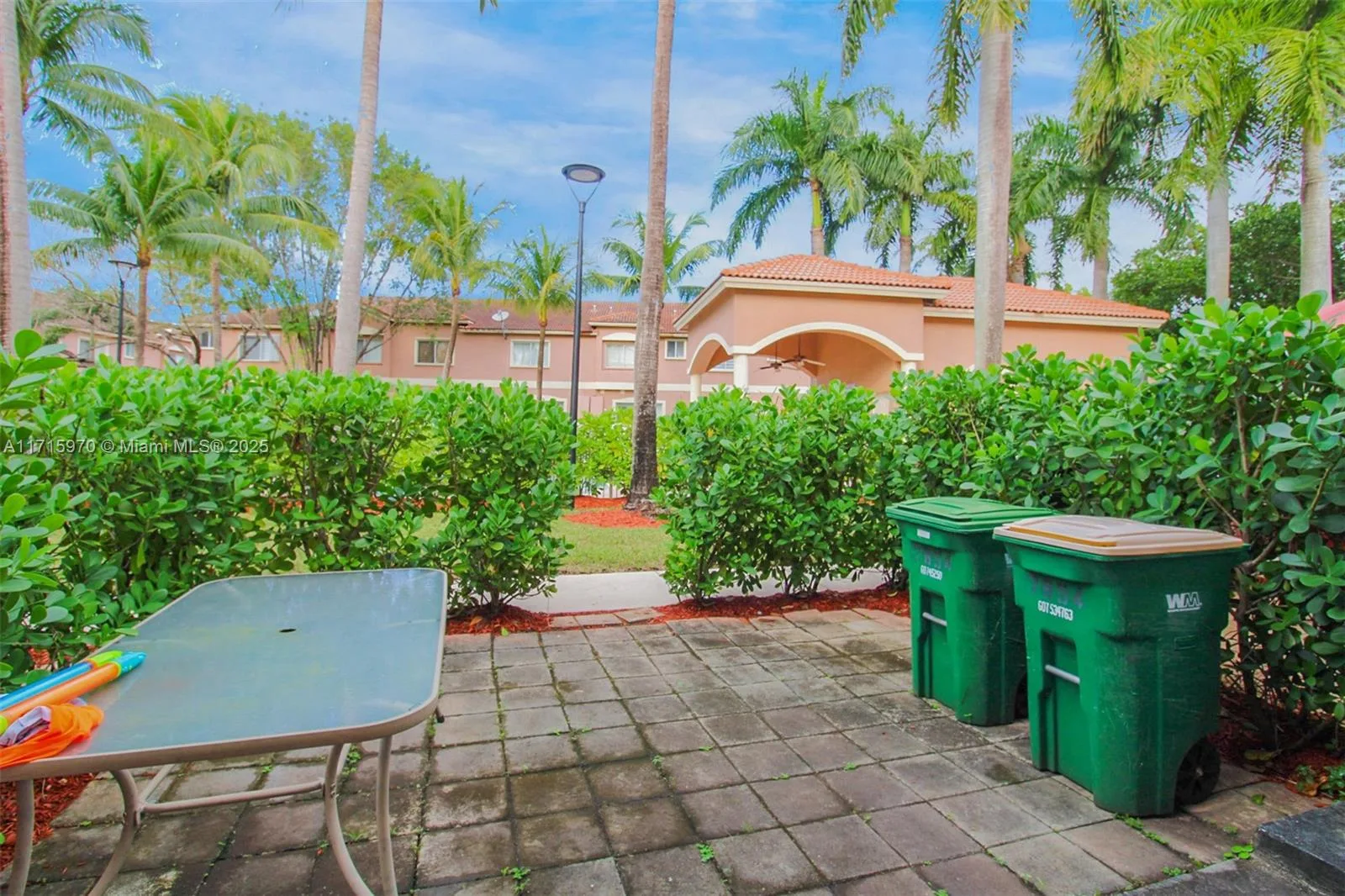 7854 Catalina Cir, Tamarac, FL 33321 photo 12