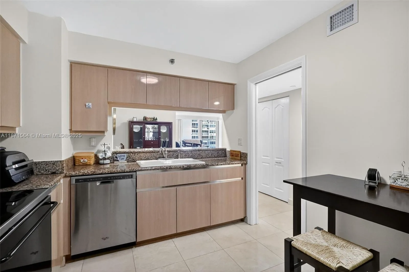 5757 Collins Ave # 801, Miami Beach, FL 33140 photo 6