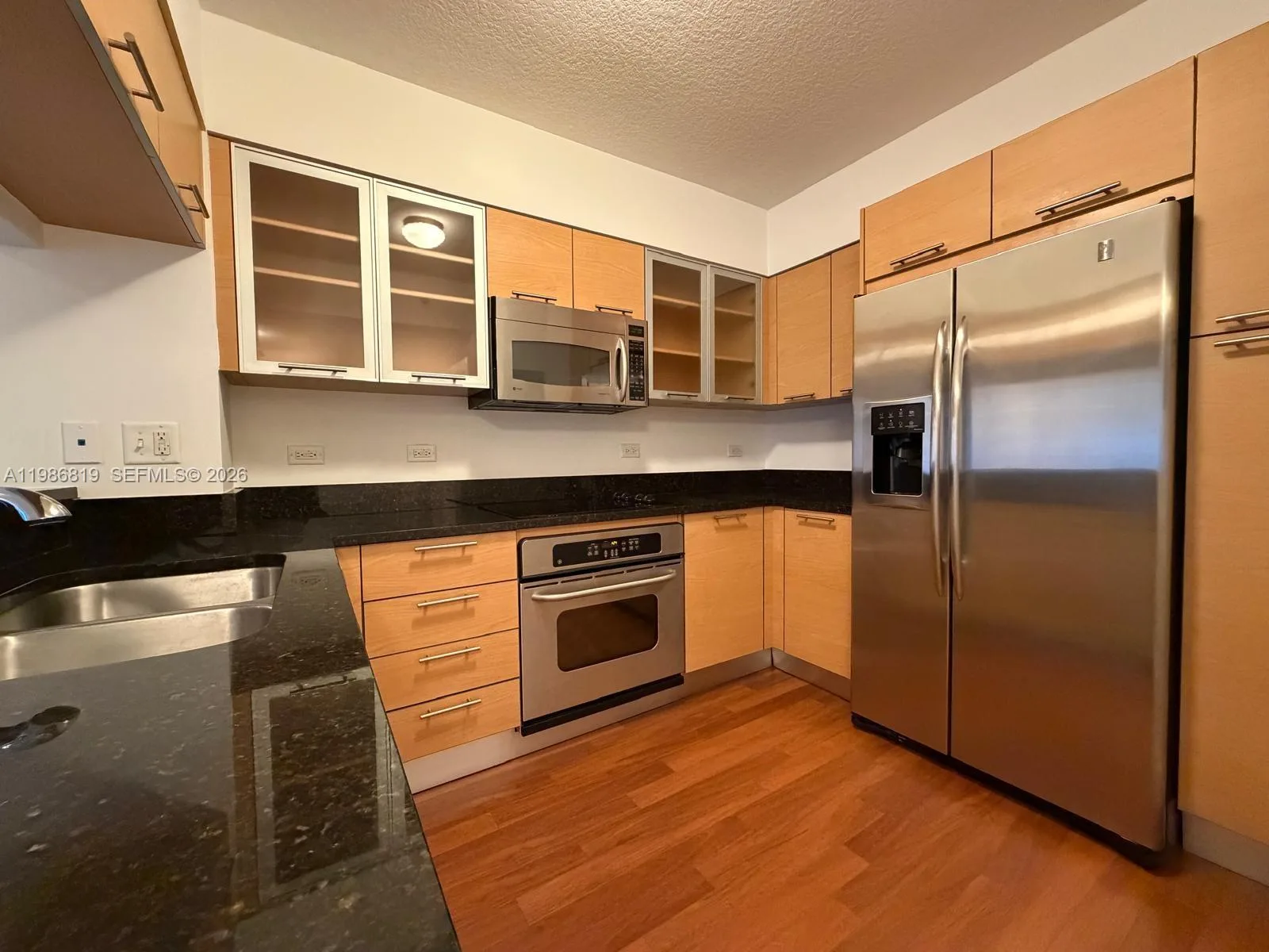 31 SE 5th St # 605, Miami, FL 33131 photo 2