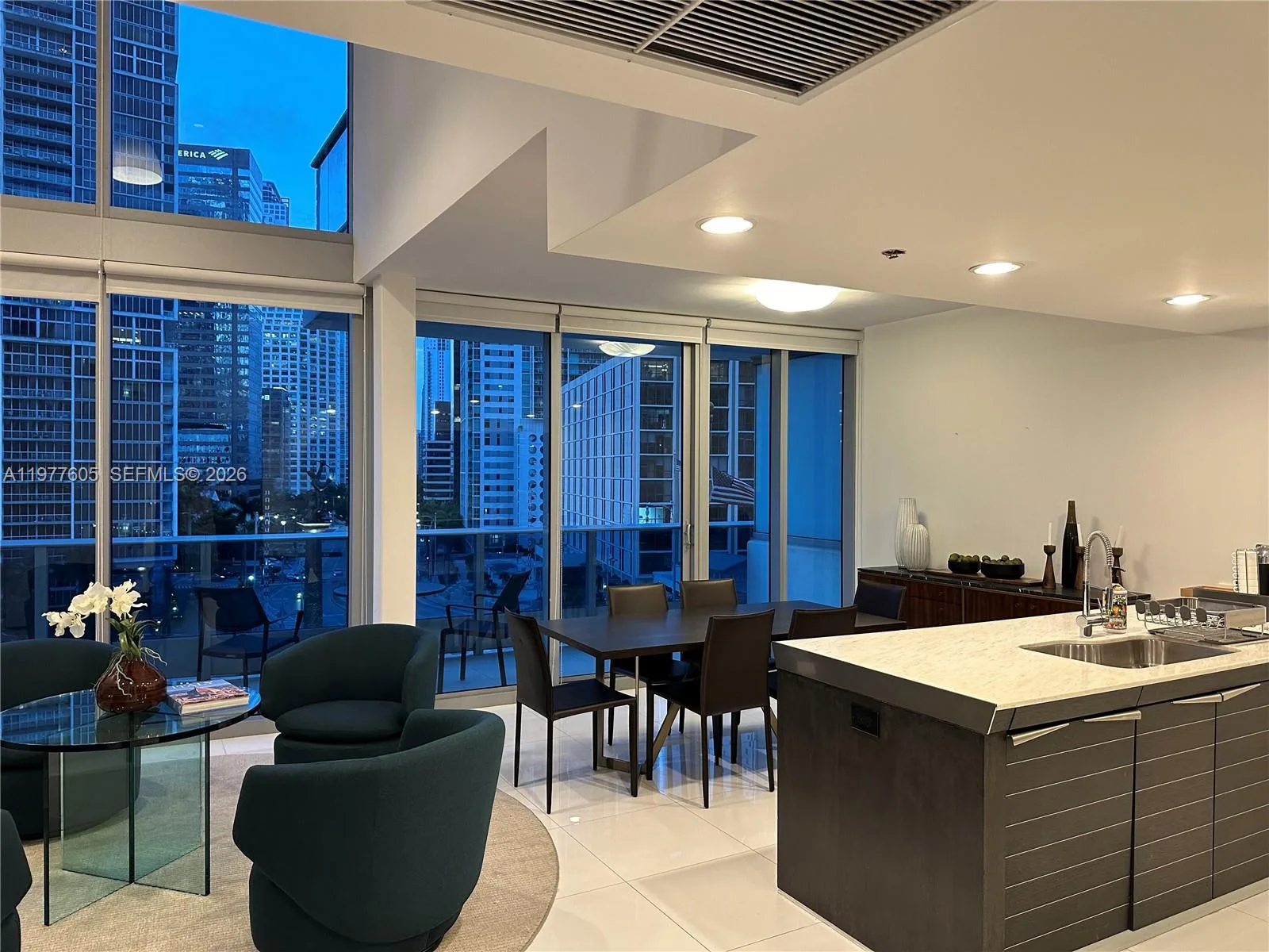 200 S Biscayne Boulevard Way # 703, Miami, FL 33131