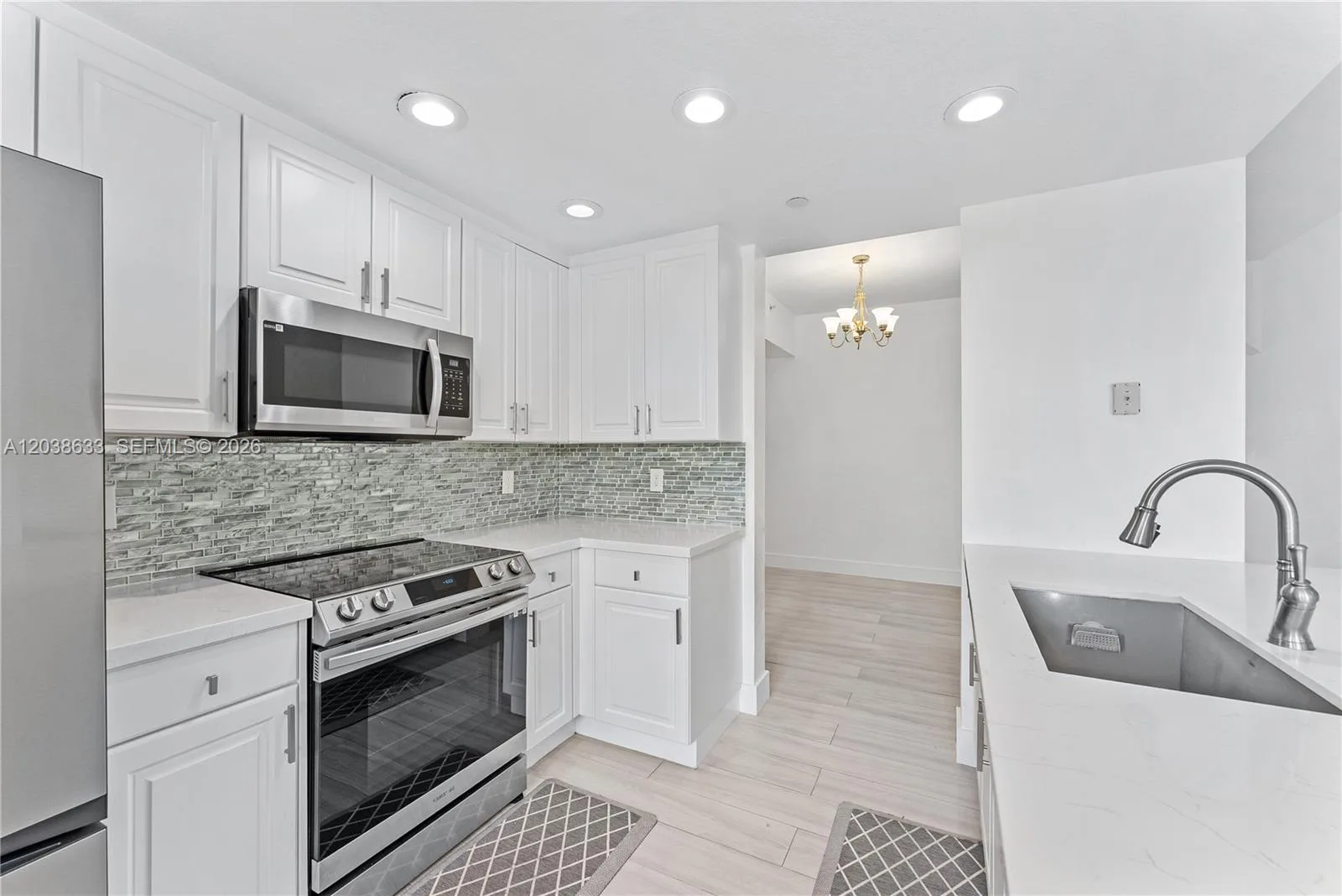 7715 Yardley Dr # 303, Tamarac, FL 33321 photo 3