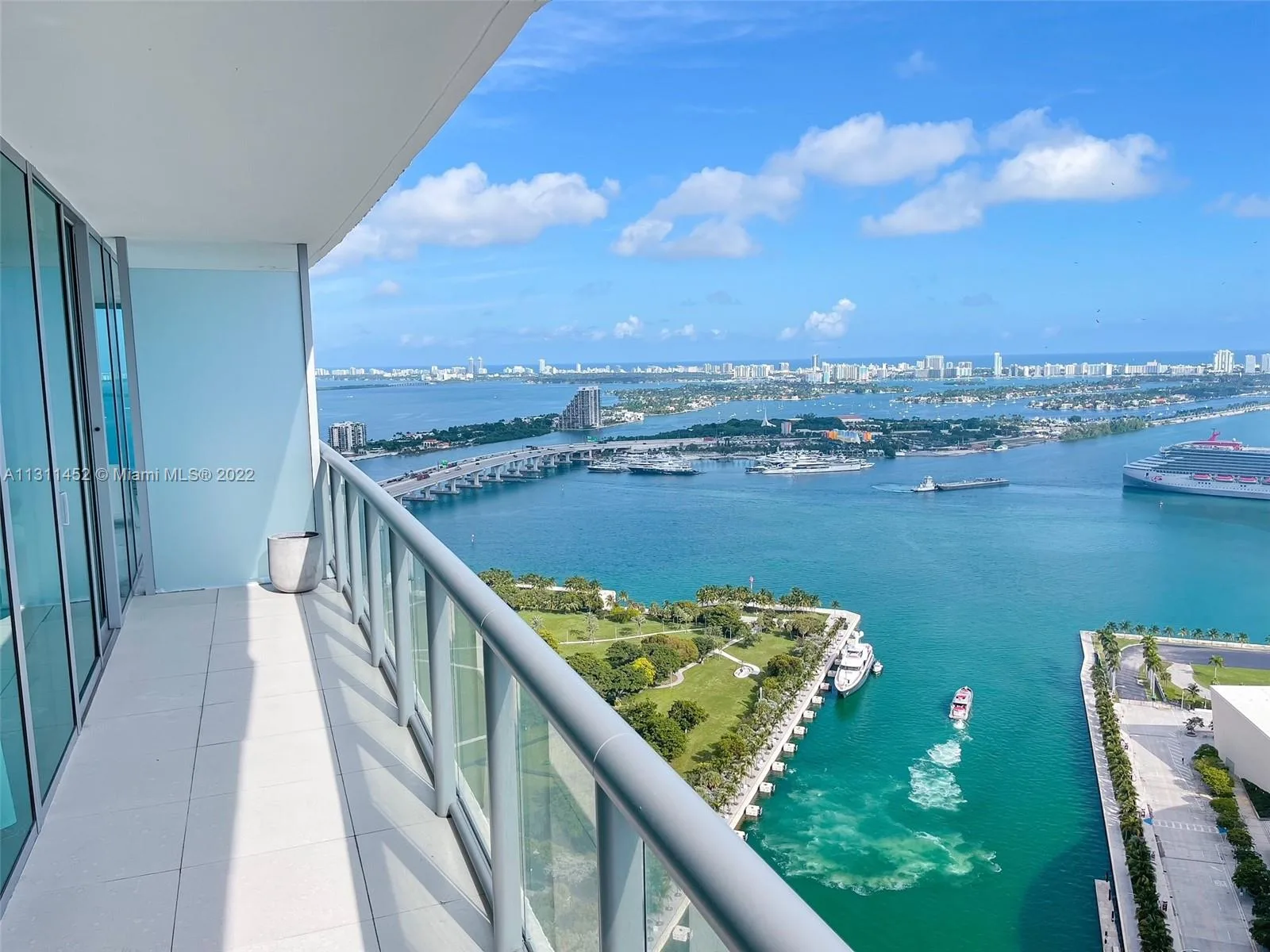 Marina Blue Unit 4207 at 888 Biscayne Blvd # 4207, Miami, FL 33132 — photo 1
