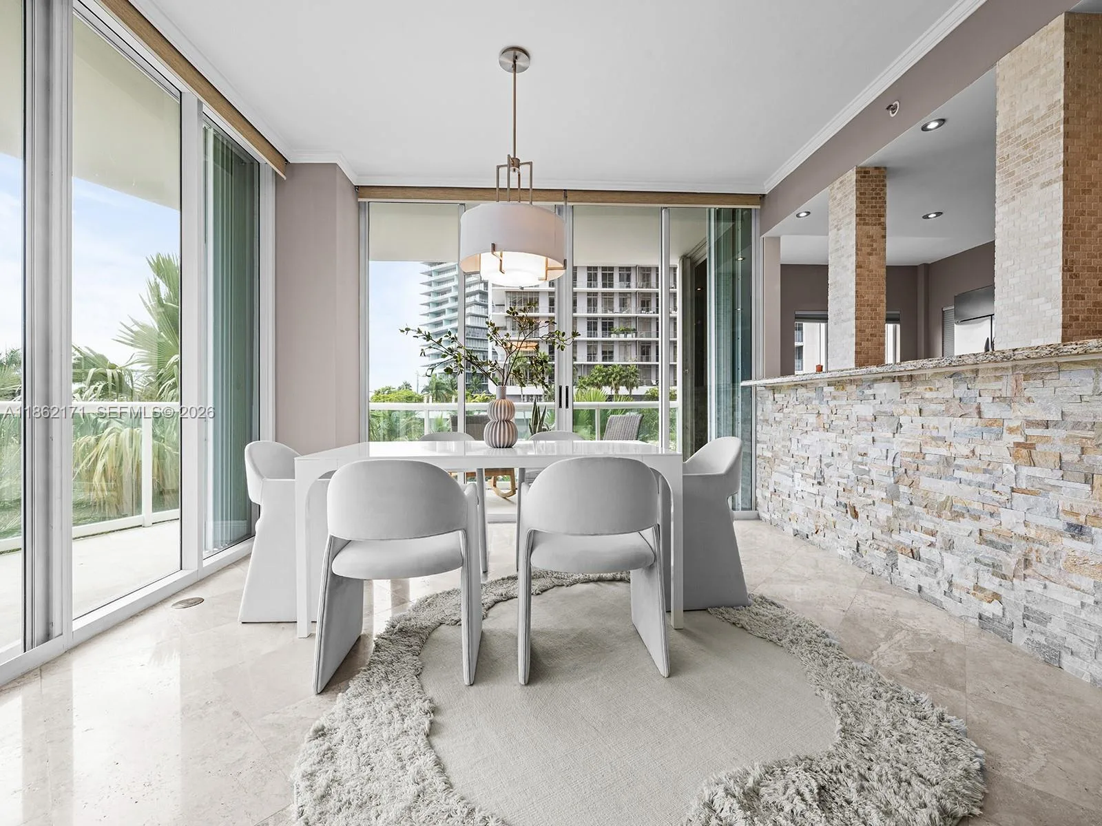 2645 S Bayshore Dr # 304, Miami, FL 33133 photo 2