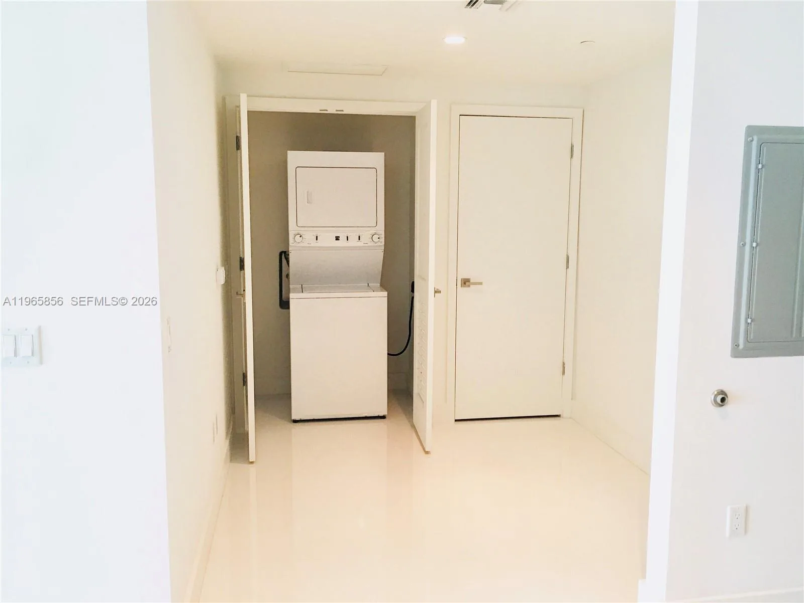 1080 Brickell Ave # 2607, Miami, FL 33131 photo 10