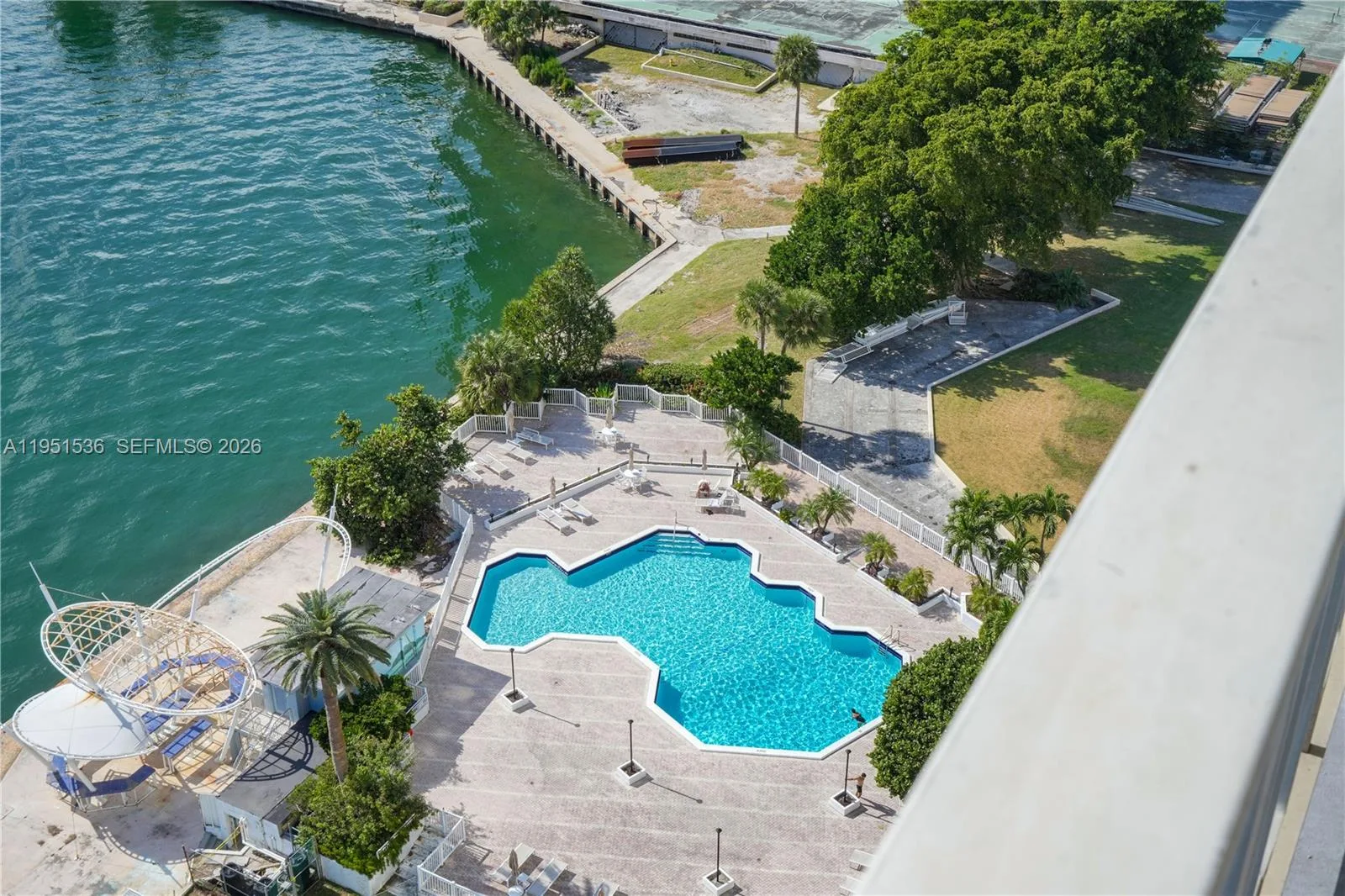 11111 Biscayne Blvd # 21C, Miami, FL 33181 photo 12