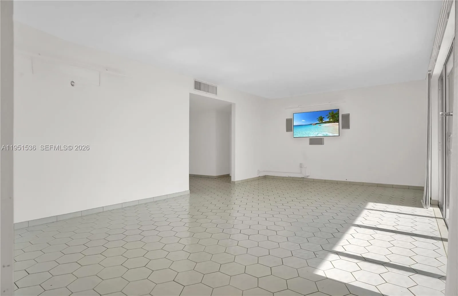 11111 Biscayne Blvd # 21C, Miami, FL 33181 photo 6