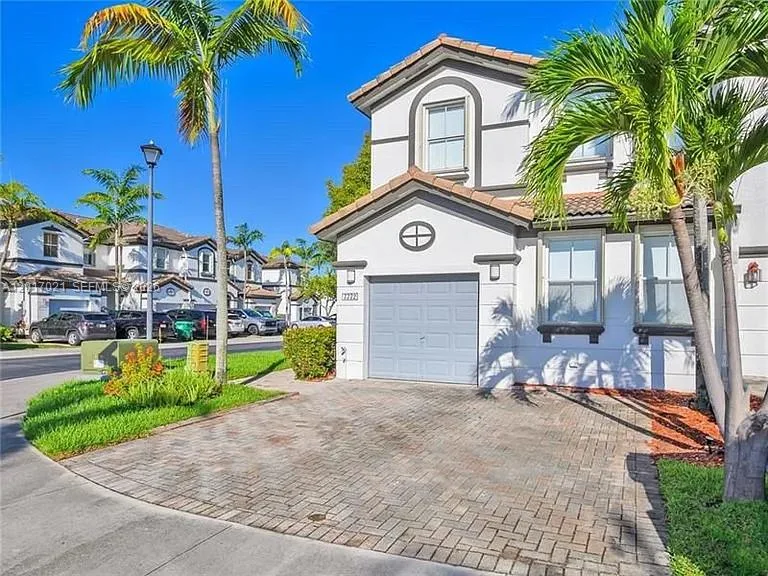 7772 NW 114th Pl # 0, Doral, FL 33178 photo 2