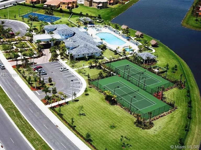 7772 NW 114th Pl # 0, Doral, FL 33178 photo 9