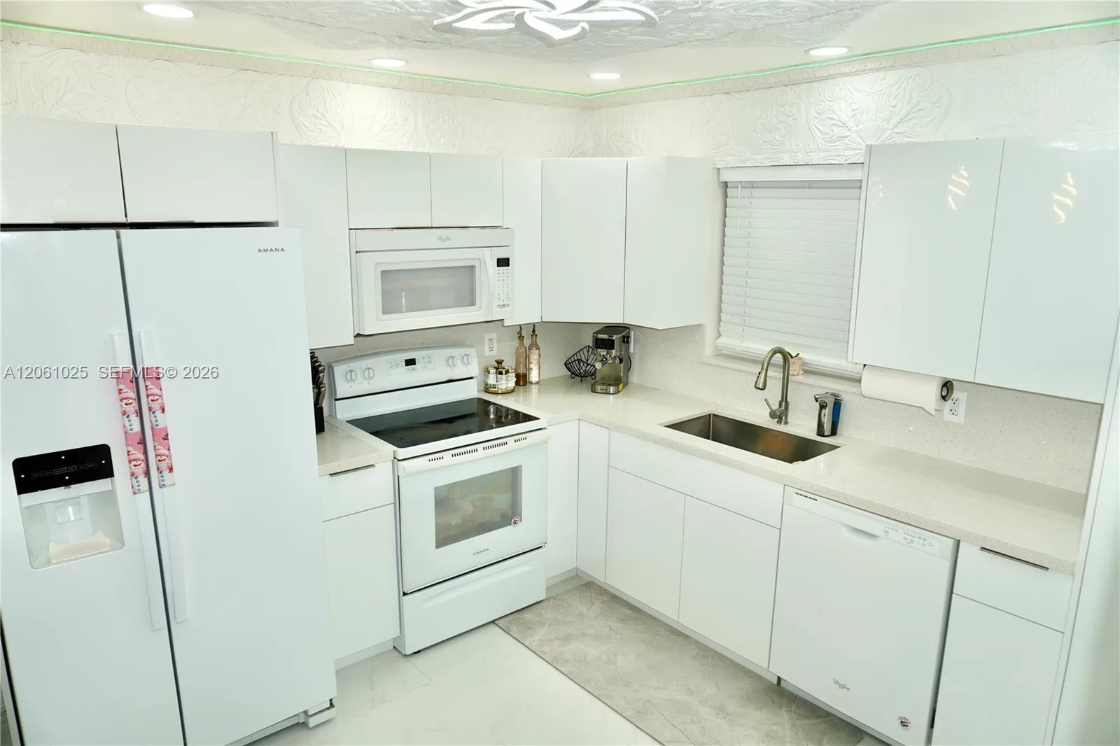 8408 SW 208th Ter, Cutler Bay, FL 33189 photo 6