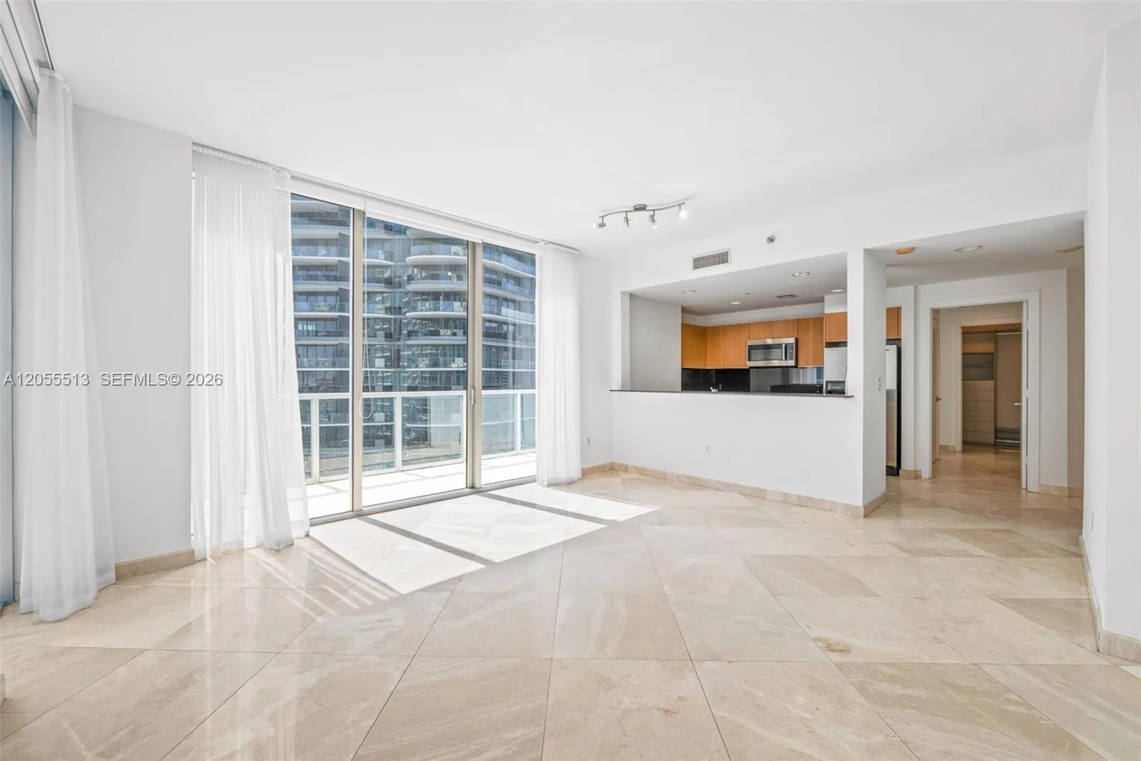 1050 Brickell Ave # 3314, Miami, FL 33131 photo 3