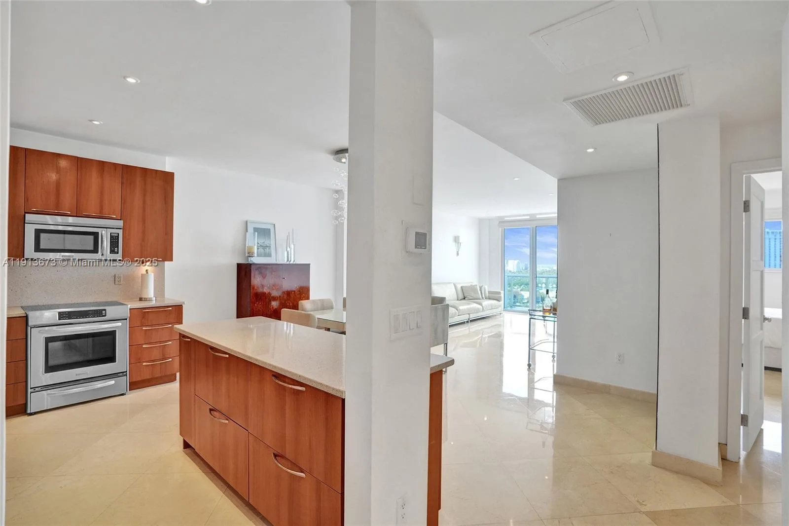 19370 Collins Ave # PH-24, Sunny Isles Beach, FL 33160 photo 6