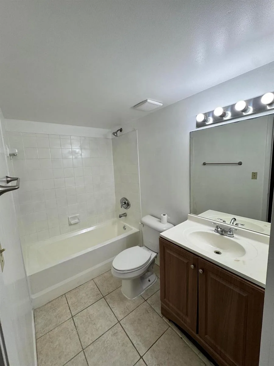 1167 Benoist Farms Road, West Palm Beach, FL 33411 photo 11