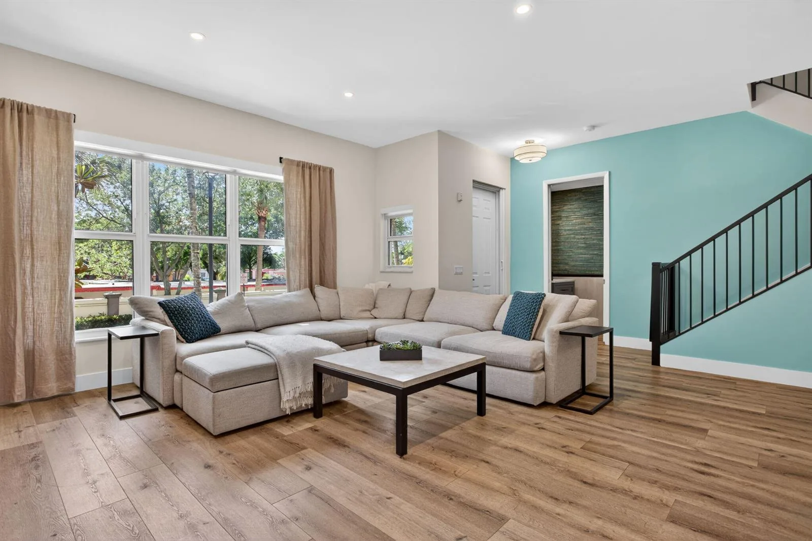 2609 NE 14th Avenue # 105, Wilton Manors, FL 33334 photo 2