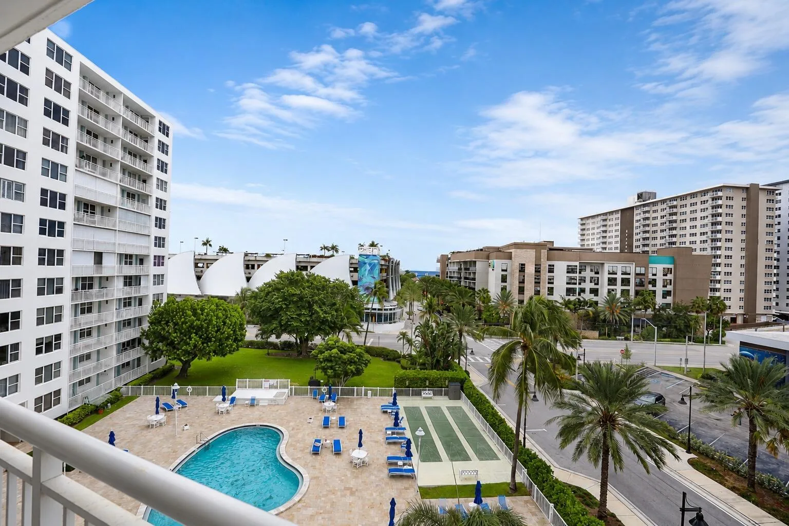 201 N Ocean Boulevard # 608, Pompano Beach, FL 33062