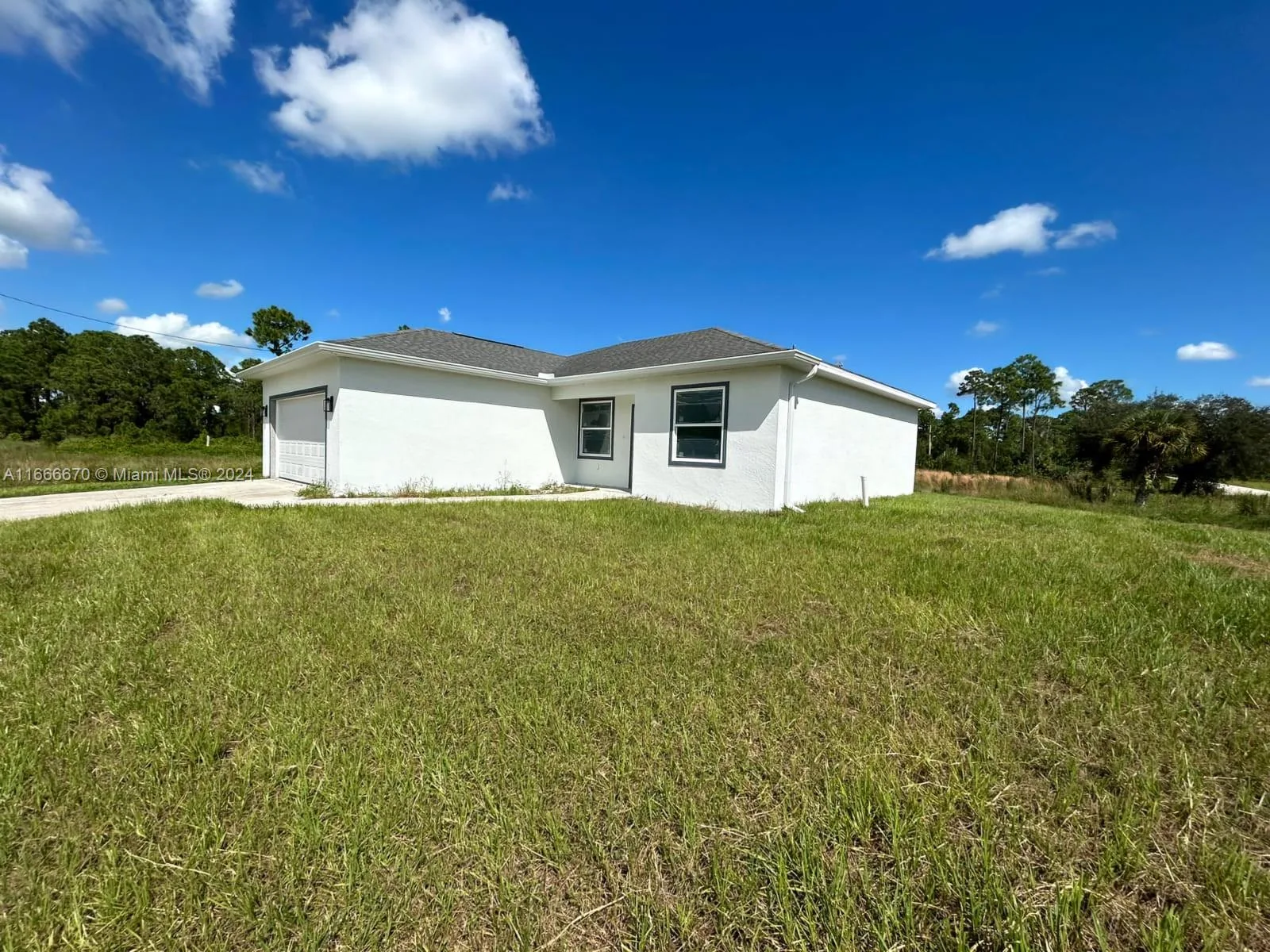 523 REDWOOD AVE S, Lehigh Acres, FL 33974 photo 4