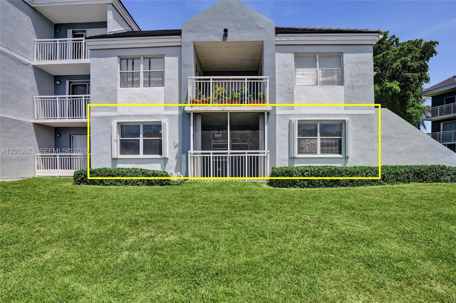 8660 SW 212th St # 111, Cutler Bay, FL 33189