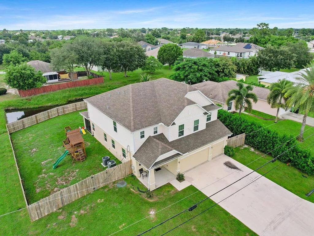 4662 SW Bradbury Street, Port St. Lucie, FL 34953