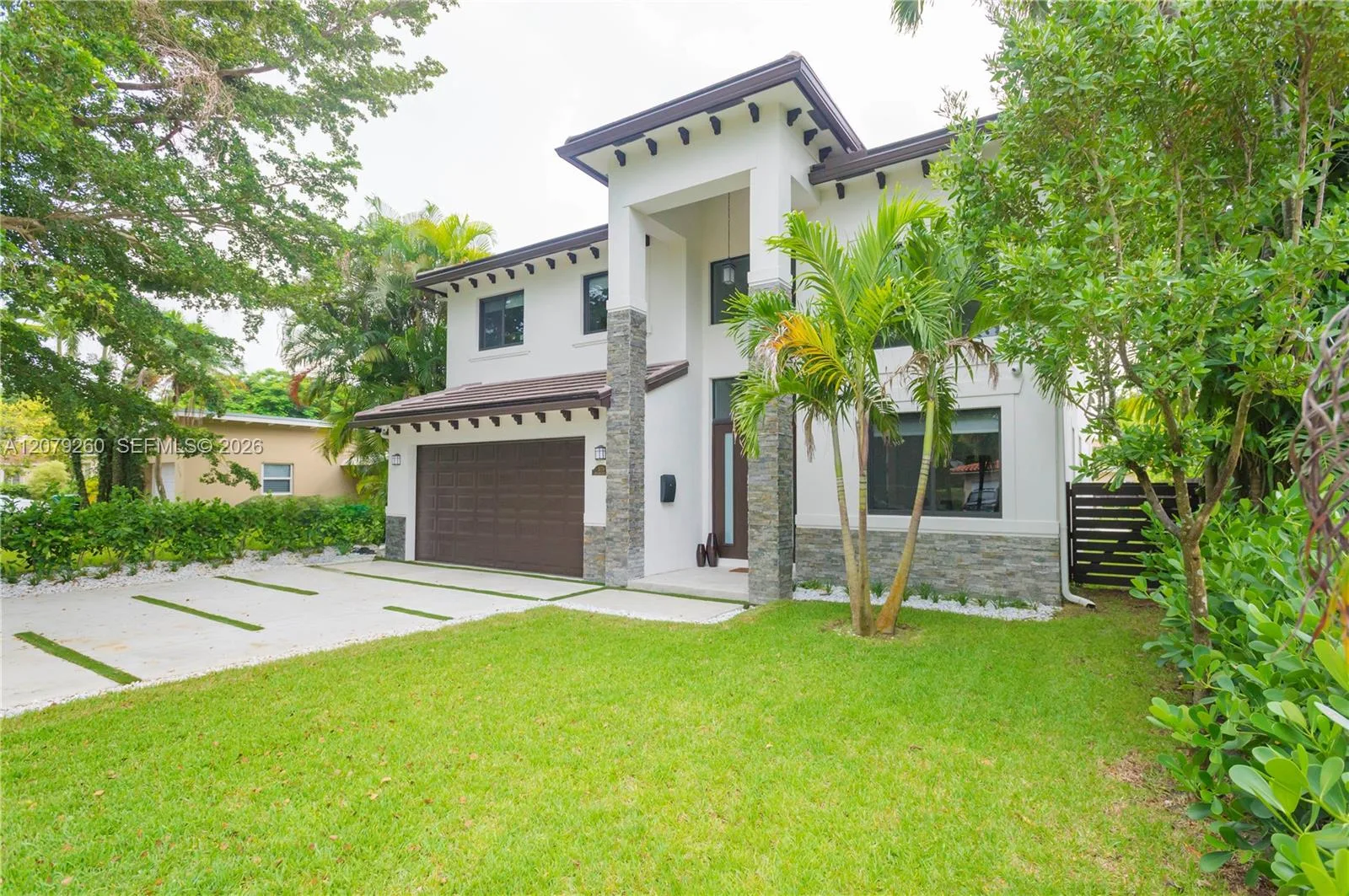 5778 SW 33rd St, Miami, FL 33155 photo 2