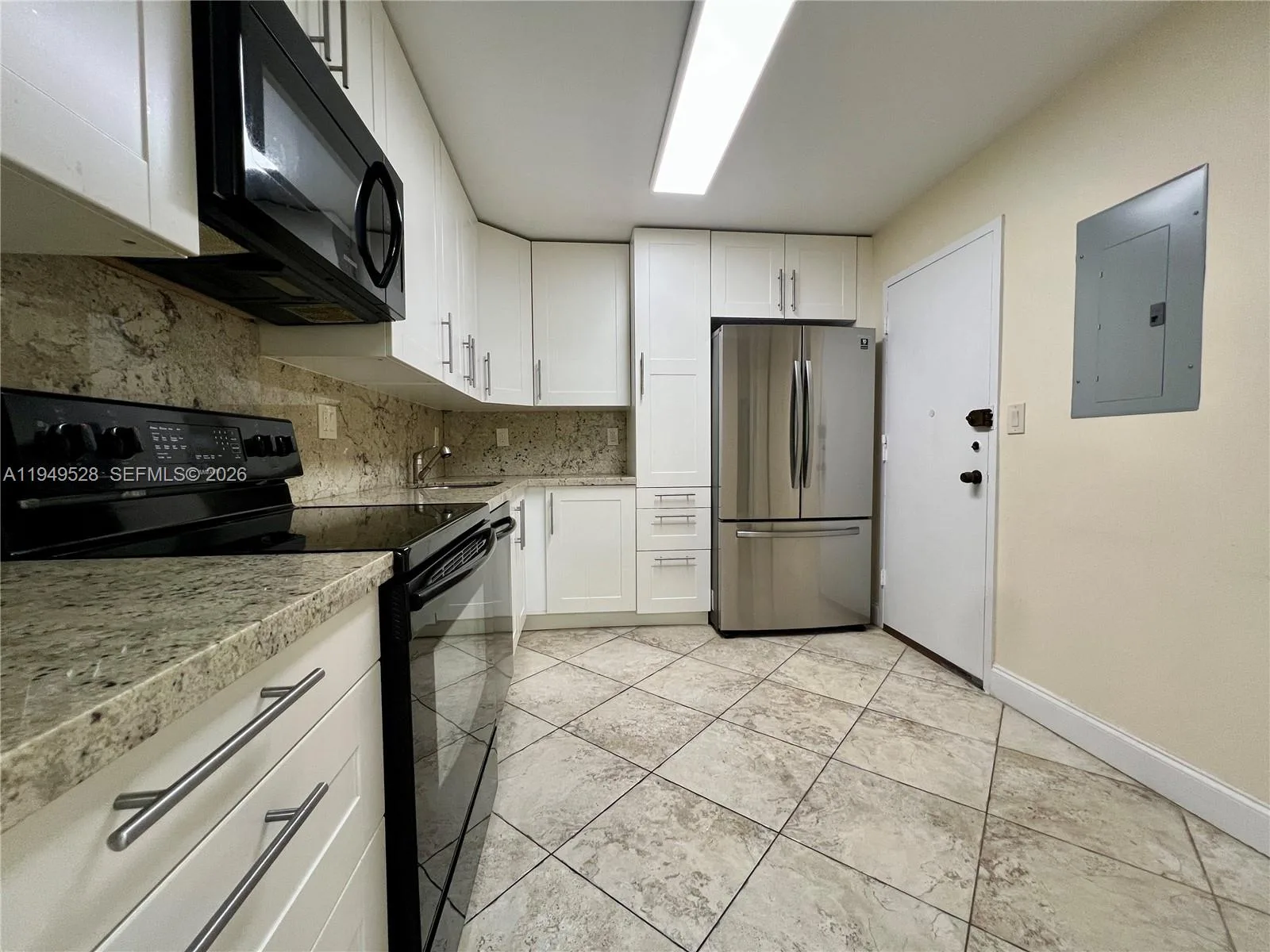 1833 S Ocean Dr # 1109, Hallandale Beach, FL 33009 photo 10