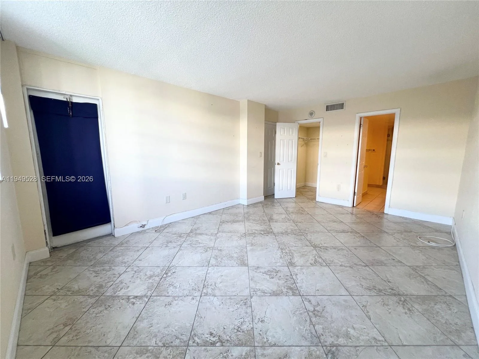 1833 S Ocean Dr # 1109, Hallandale Beach, FL 33009 photo 11
