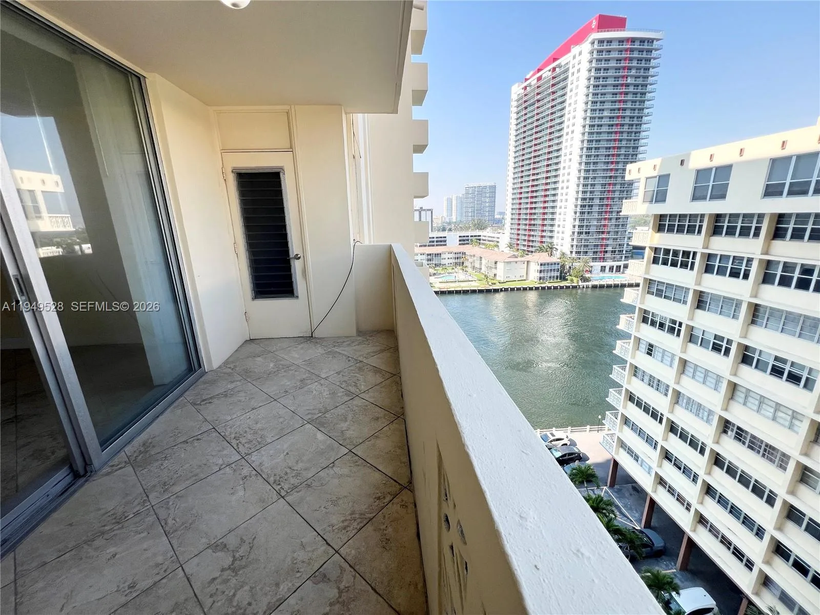 1833 S Ocean Dr # 1109, Hallandale Beach, FL 33009 photo 3