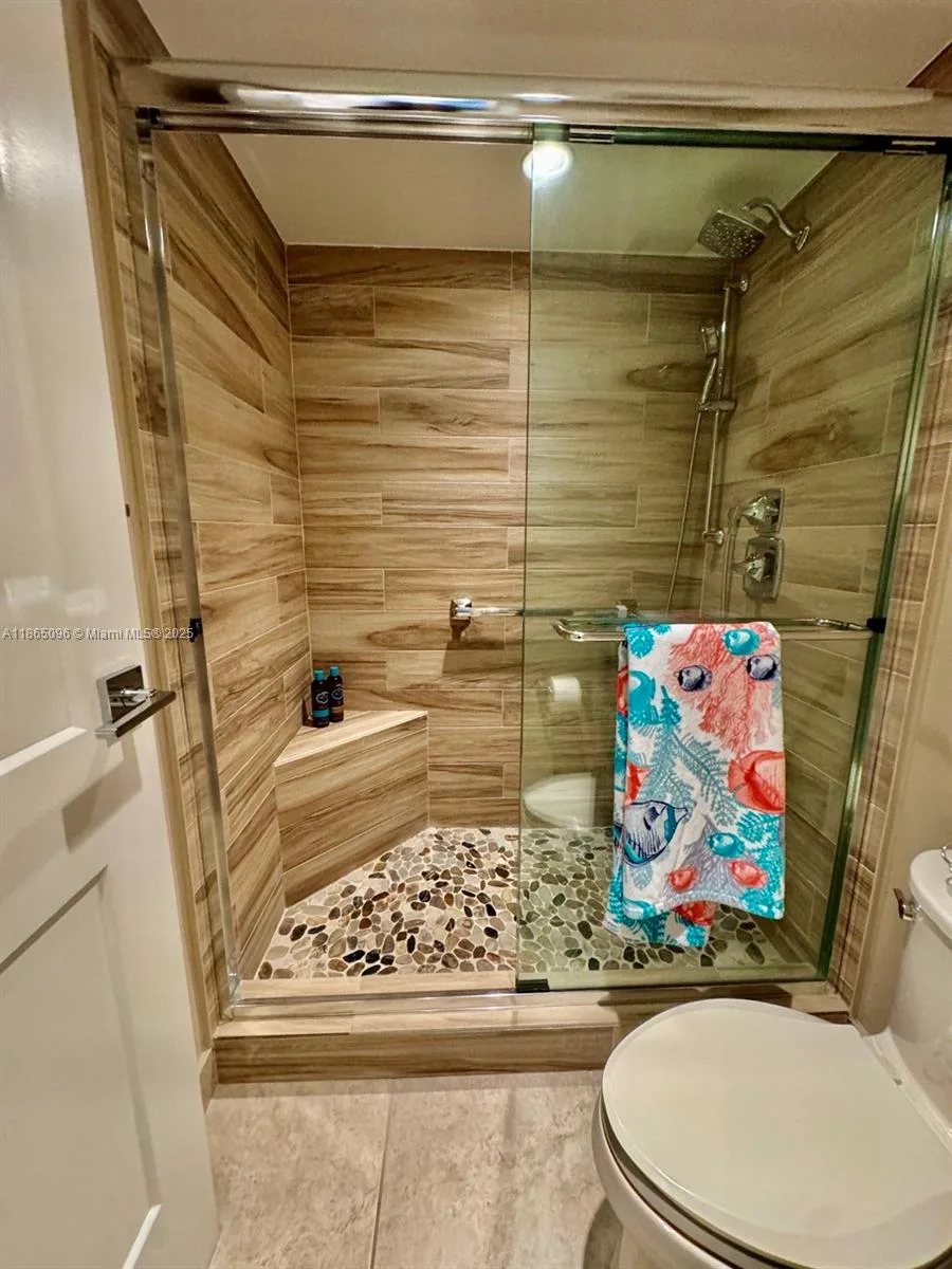 2625 Collins Ave # 305, Miami Beach, FL 33140 photo 9