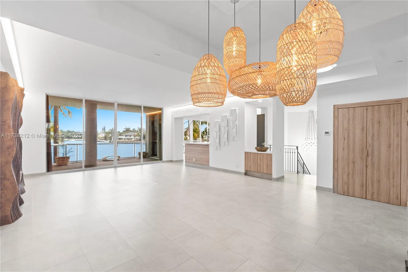 One Island Place – photo 10