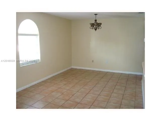 8851 NW 119th St # 6201, Hialeah Gardens, FL 33018 photo 2