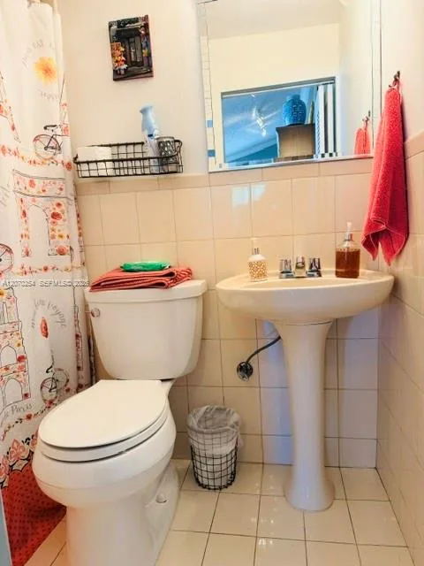245 W 60th St, Hialeah, FL 33012 photo 13