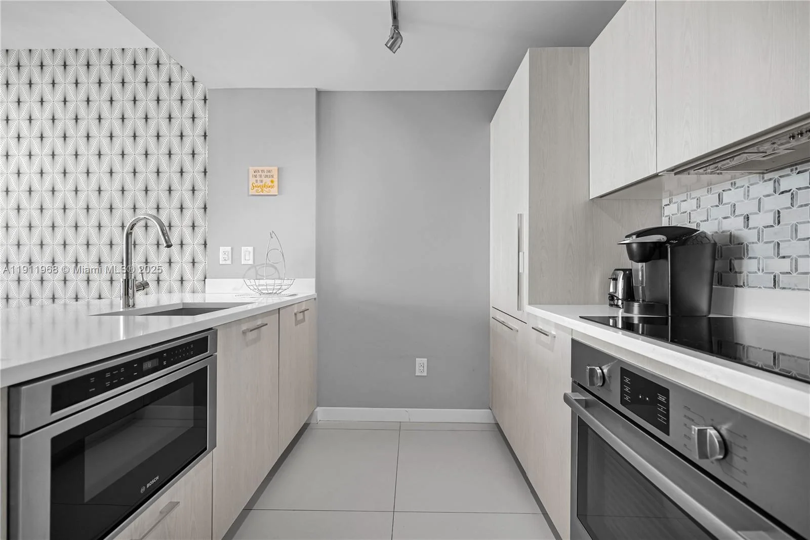 501 NE 31st St # 1504, Miami, FL 33137 photo 9