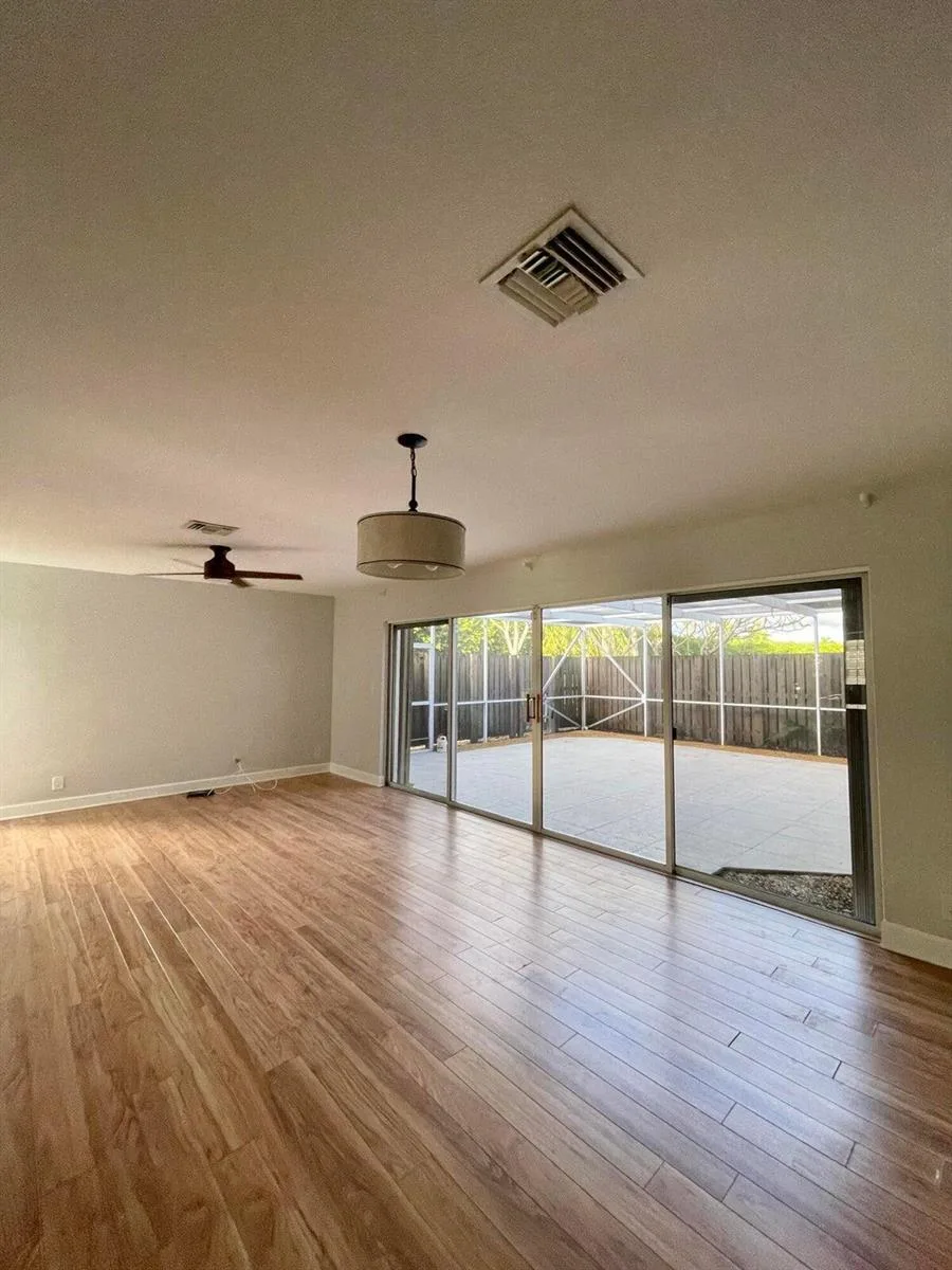 11551 WINCHESTER Drive, Palm Beach Gardens, FL 33410 photo 6
