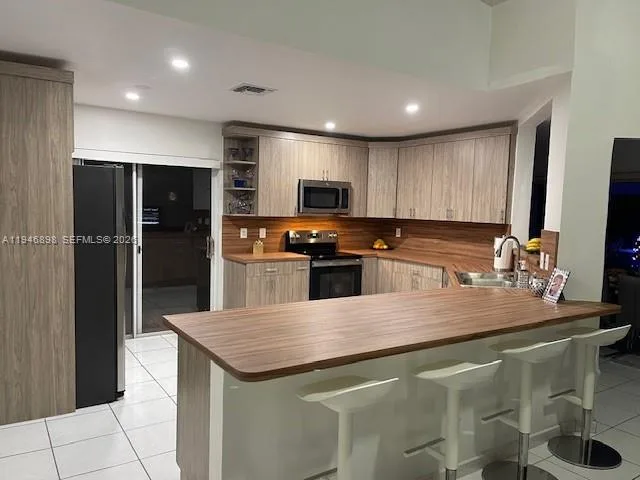 600 SE 25th Ln, Homestead, FL 33033 photo 3