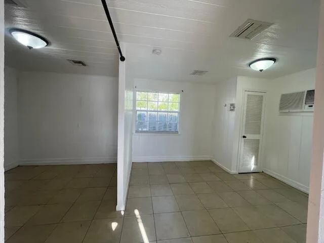 613 54th Street, West Palm Beach, FL 33407 photo 9