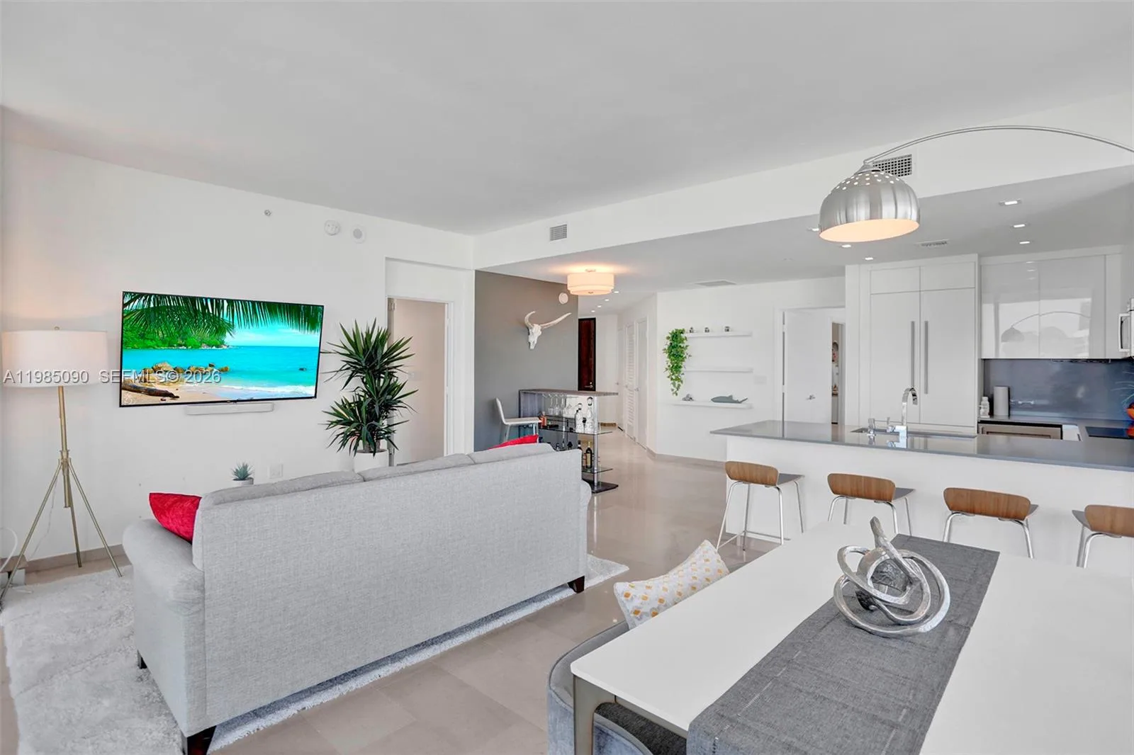 88 SW 7th St # 3511, Miami, FL 33130 photo 4