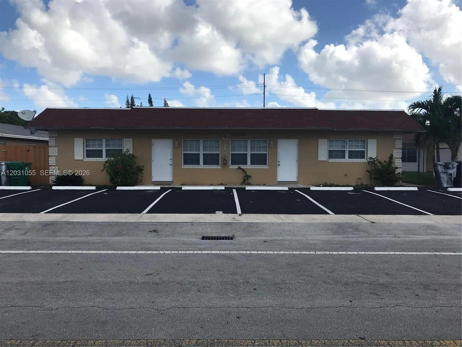 4260 NW 31st Ter, Lauderdale Lakes, FL 33309