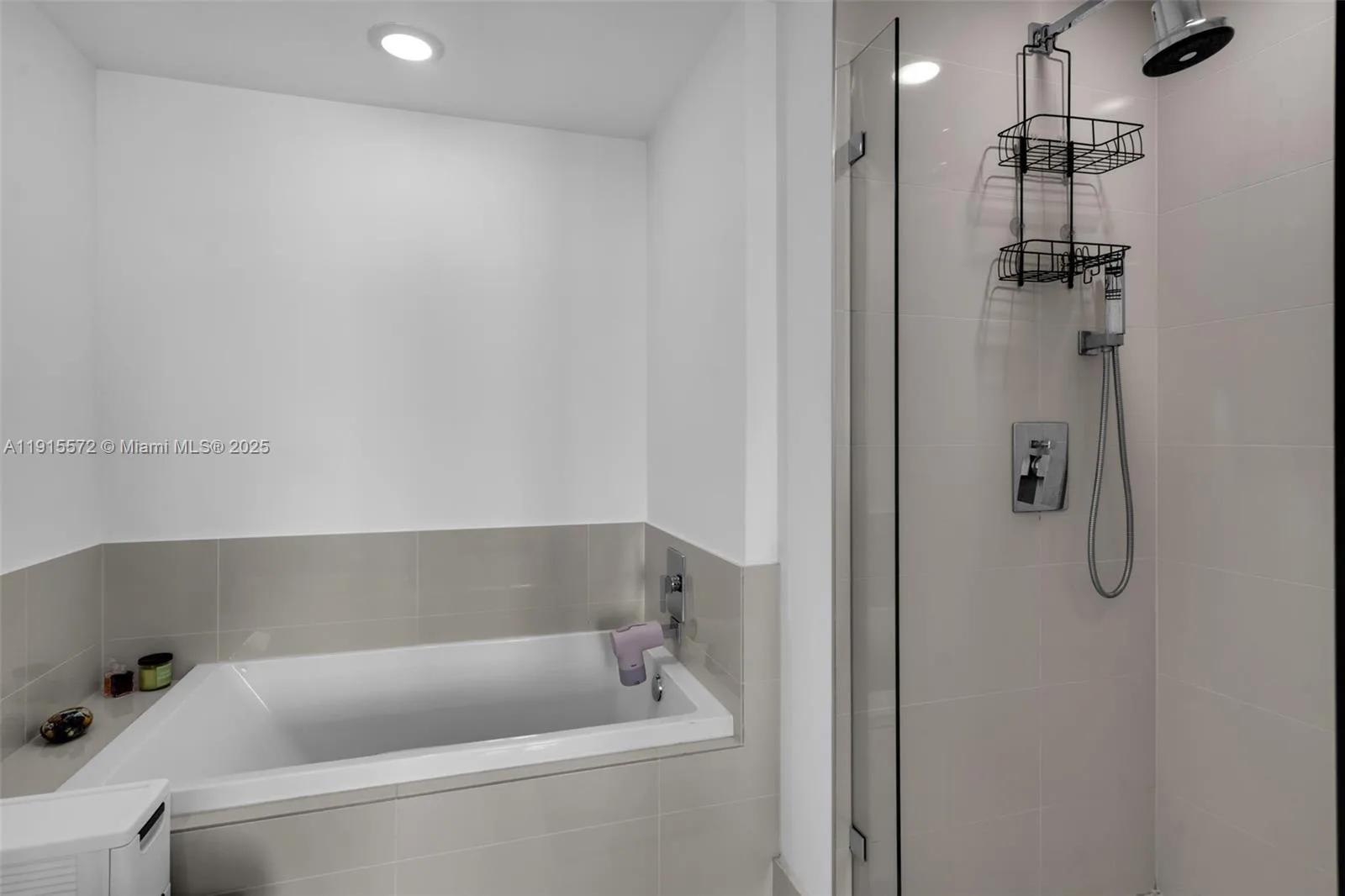 55 SW 9th St # 4008, Miami, FL 33130 photo 12