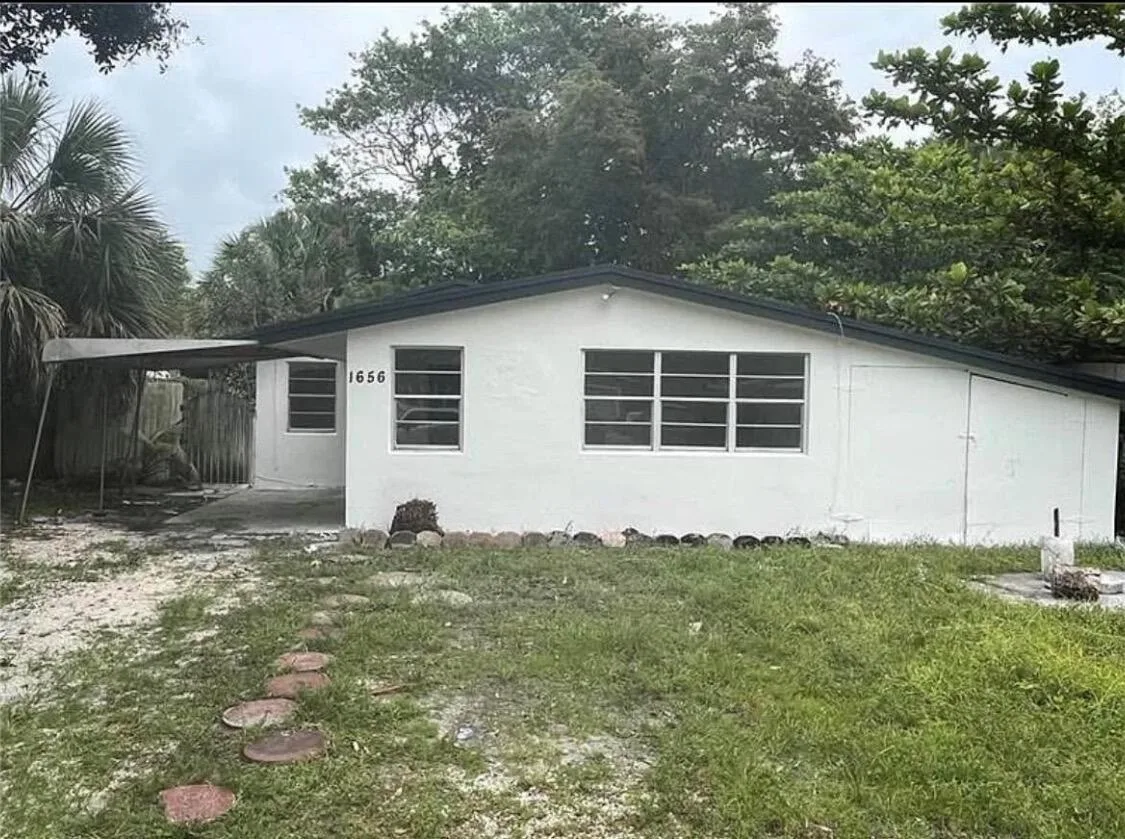 1656 SW 30th Avenue, Fort Lauderdale, FL 33312