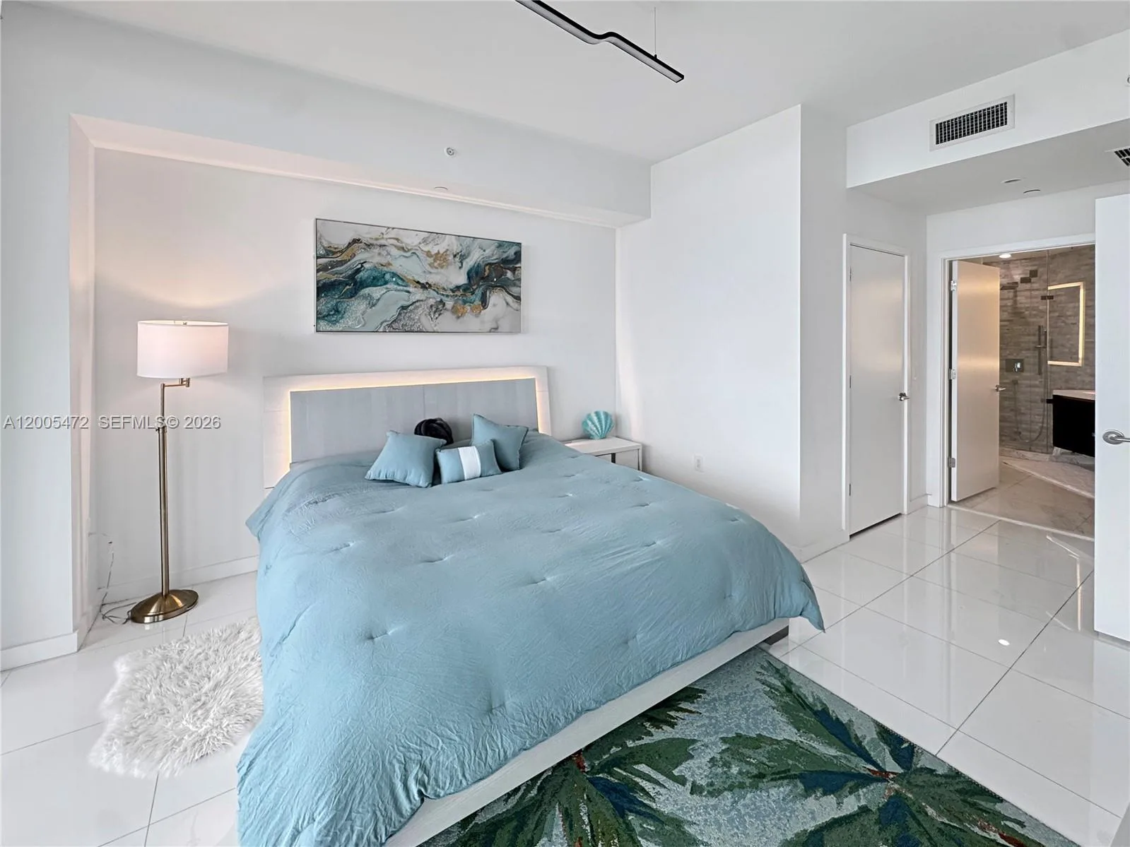851 NE 1st Ave # 3210, Miami, FL 33132 photo 8