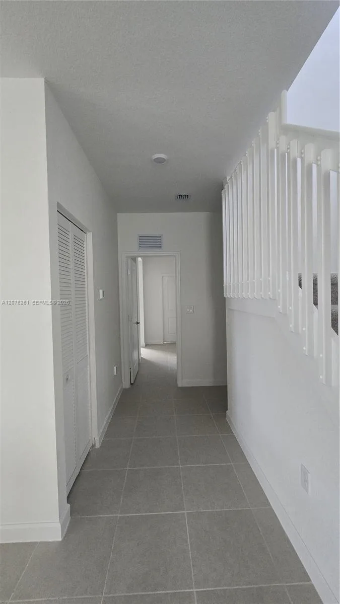 2475 SE 29th Dr, Homestead, FL 33035 photo 8