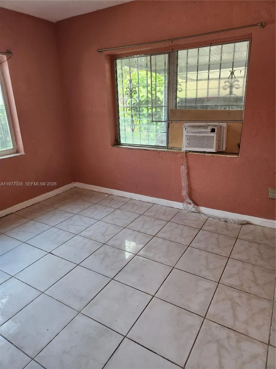 6950 NW 6th Ct # 1, Miami, FL 33150 photo 3