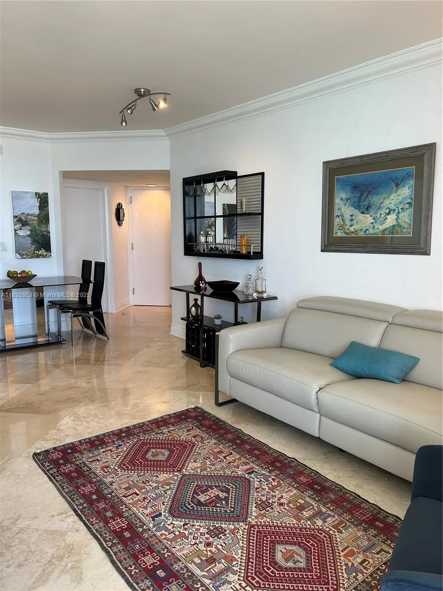 6365 Collins Ave # 2309, Miami Beach, FL 33141 photo 10