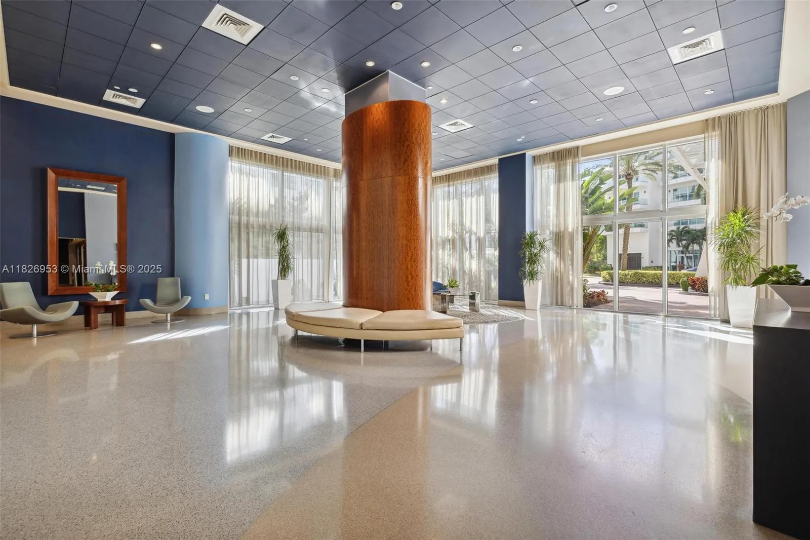 6365 Collins Ave # 2309, Miami Beach, FL 33141 photo 2