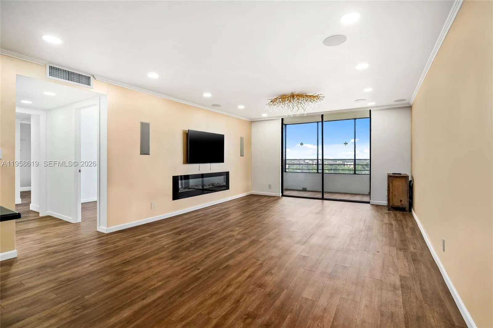 600 Three Islands Blvd # 604, Hallandale Beach, FL 33009 photo 11
