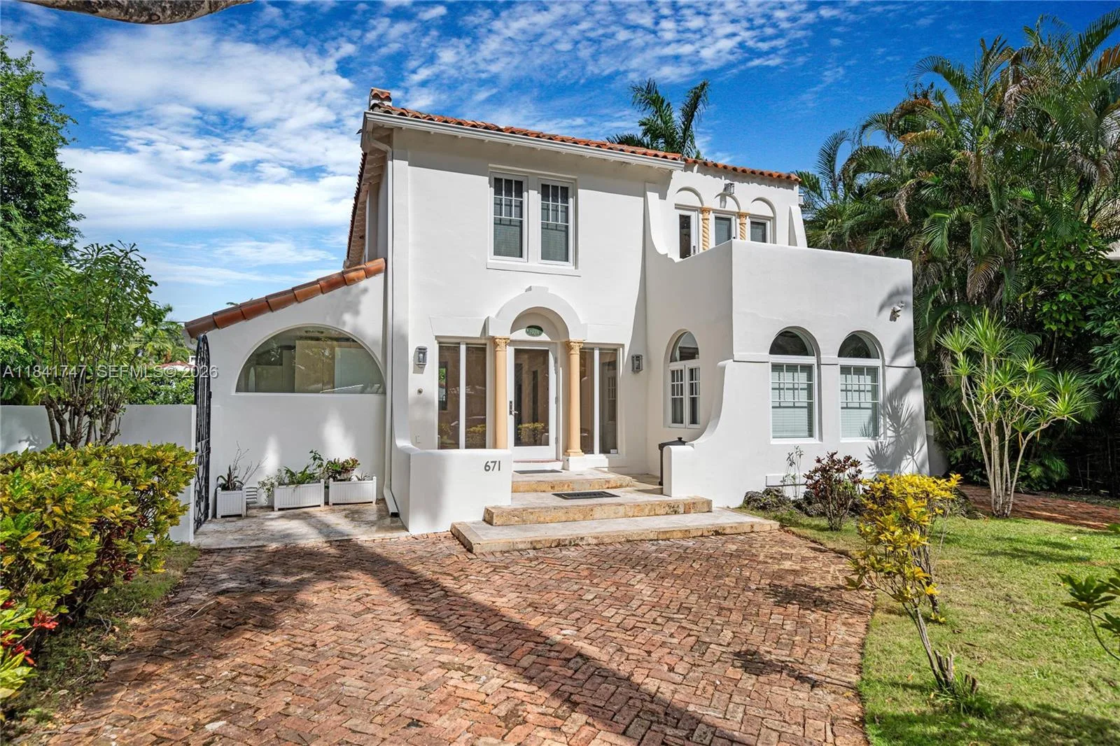 671 NE 57th St, Miami, FL 33137 photo 4